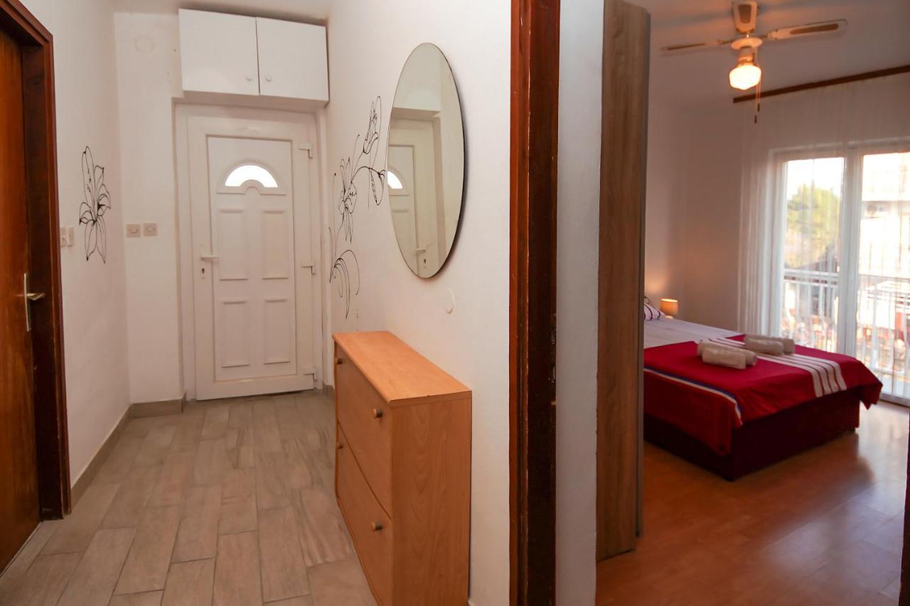 Apartment Ajdukovic Vodice Ngoại thất bức ảnh