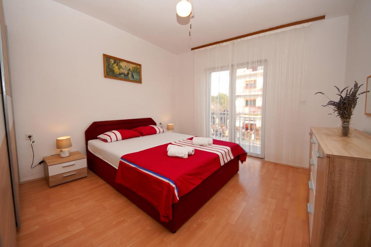 Apartment Ajdukovic Vodice Ngoại thất bức ảnh