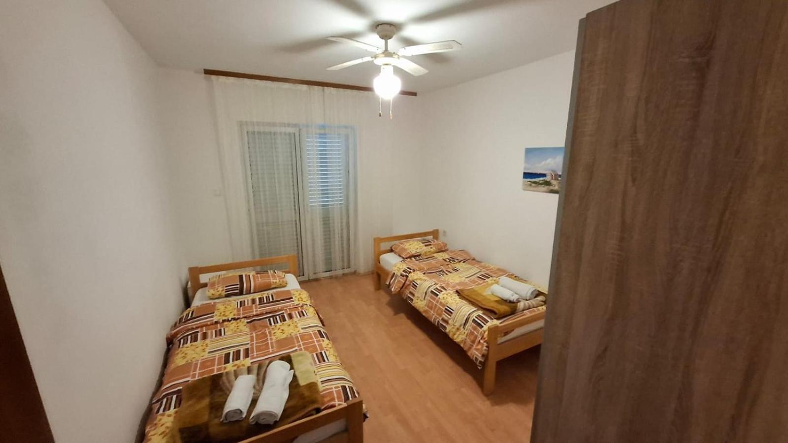 Apartment Ajdukovic Vodice Ngoại thất bức ảnh