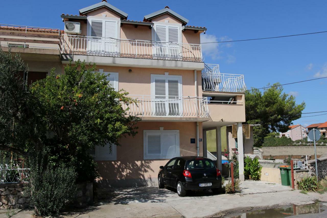 Apartment Ajdukovic Vodice Ngoại thất bức ảnh
